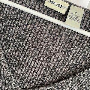 Cherokee V-Neck Charcoal Gray Light Sweater, XL